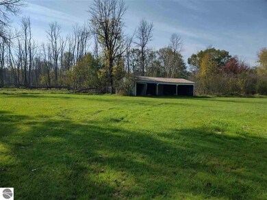 2936 E Gordon Rd, Au Gres, MI 48703 - photo 4