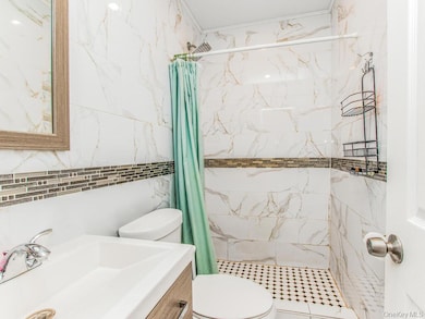 1283 E 223rd St, Bronx, NY 10466 - photo 4