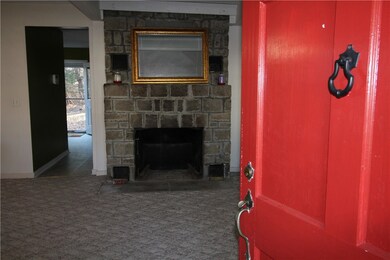 528 Stony Fort Rd, Saunderstown, RI 02874 - photo 4