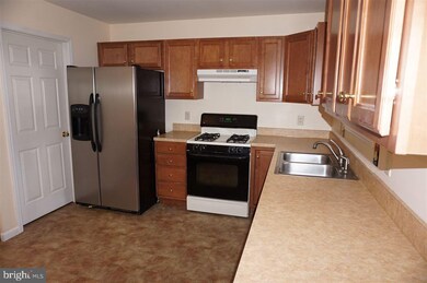 205 Payne Dr, Mount Wolf, PA 17347 - photo 3