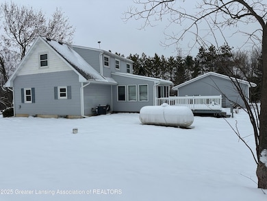 7426 Oak Hwy, Charlotte, MI 48813 - photo 4