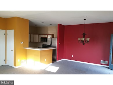 3304 Hemmingway Dr, North Wales, PA 19454 - photo 4