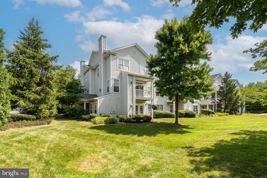 13024 Cabin Creek Rd unit 13024, Herndon, VA 20171 - photo 2