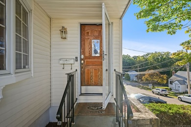 69 Plankton St, Bridgeport, CT 06606 - photo 5