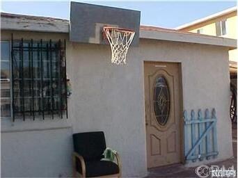 7525 S Broadway, Los Angeles, CA 90003 - photo 3