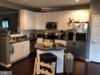 24 River Ln unit FF24, Delanco, NJ 08075 - photo 2