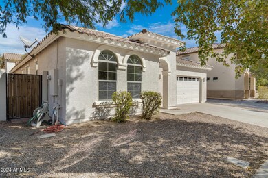 3942 E Claxton Ave-2
