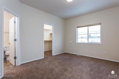 Upstairs Master Suite