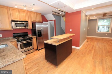 605 Columbia Rd NW, Washington, DC 20001 - photo 3