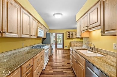 1502 Douglas Dr, Carmel, IN 46033 - photo 5