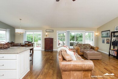 72 Mayfair Dr, Bella Vista, AR 72715 - photo 5