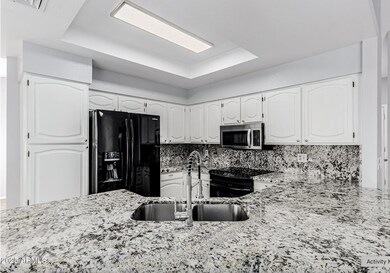 8043 W Dahlia Dr, Peoria, AZ 85381 - photo 4