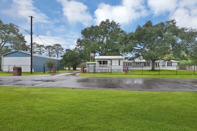 10517 Peach St, Houston, TX 77093 - photo 2