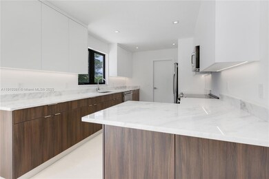 8000 SW 139th Terrace, Palmetto Bay, FL 33158 - photo 6