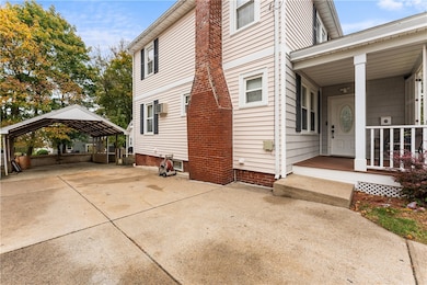 51 7th St, East Providence, RI 02914 - photo 5