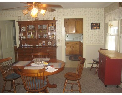 217 Washington St unit 1, Holliston, MA 01746 - photo 3