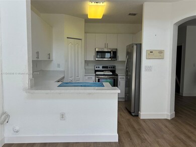 10910 NW 69th Terrace unit 19010, Doral, FL 33178 - photo 3