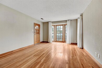 1423 W Gandy St, Denison, TX 75020 - photo 6