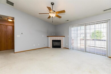 3110 Wilson Ave SW unit C10, Cedar Rapids, IA 52404 - photo 3