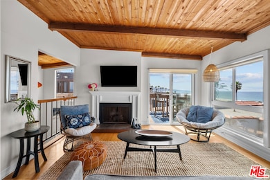 120 7th St, Manhattan Beach, CA 90266 - photo 4