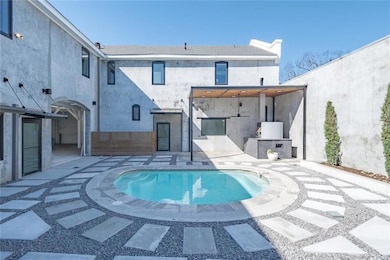 3157 Tchoupitoulas St, New Orleans, LA 70115 - photo 5