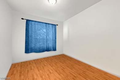 209 21st St, Irvington, NJ 07111 - photo 7