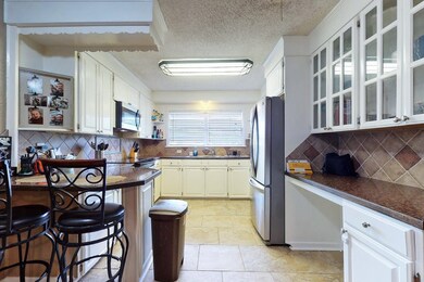 215 Wake Village Rd, Wake Village, TX 75501 - photo 7