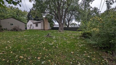 8431 Fremont Ave S, Bloomington, MN 55420 - photo 4
