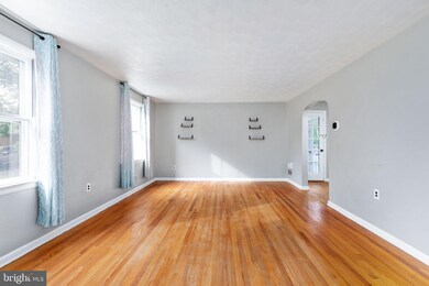 1614 Lewis St, Winchester, VA 22601 - photo 2