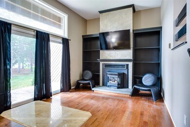 19 Templeton Ct, MerriMacK, NH 03054 - photo 2