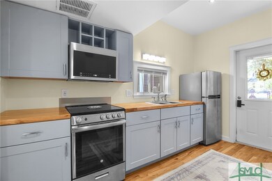 1206 E 48th St unit Cottage, Savannah, GA 31404 - photo 3