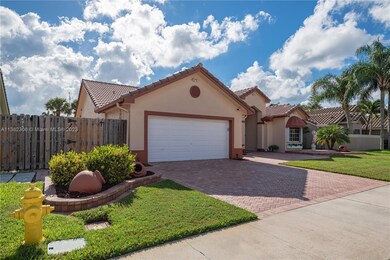 882 SW 124th Terrace, Davie, FL 33325 - photo 3