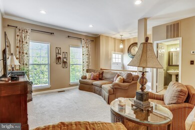 13052 Cobble Ln, Clifton, VA 20124 - photo 3