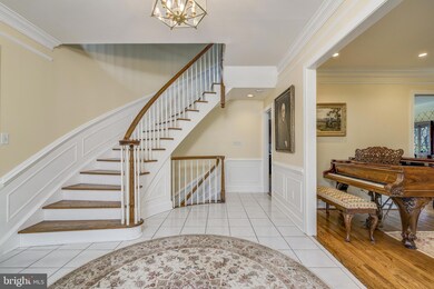 12086 Wetherfield Ln, Potomac, MD 20854 - photo 5