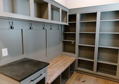 1351 Grant Haven Ct, High Point, NC 27265 - photo 5