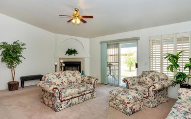 8514 W Sheridan St-large-003-7-Main Livi
