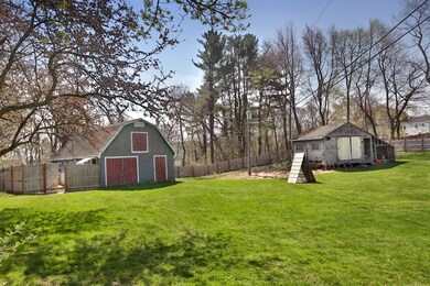 22 Summit Ave, Amesbury, MA 01913 - photo 3