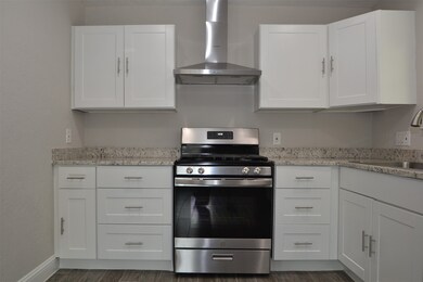 6319 Maple Hill Dr, Houston, TX 77088 - photo 4