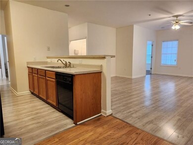 7712 Autry Cir unit 516, Douglasville, GA 30134 - photo 2