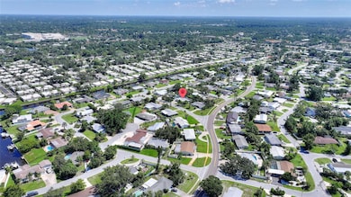 5529 Yorkshire Way, Sarasota, FL 34231 - photo 7