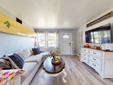 2-web-or-mls-903-conrad-dr