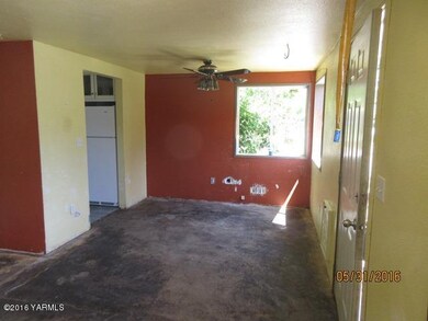 2061 Selah Loop Rd, Selah, WA 98942 - photo 7