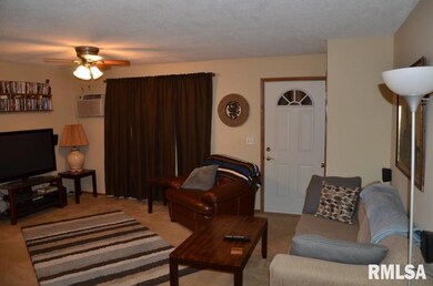 2230 W 54th St, Davenport, IA 52806 - photo 6