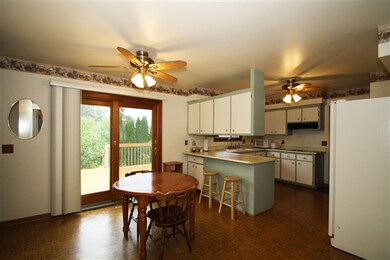 255 Waterman St, Oregon, WI 53575 - photo 3