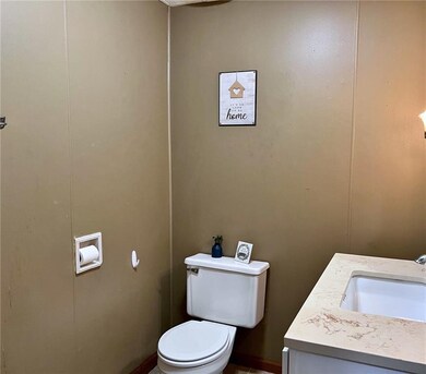 2017 Central Ave, Anderson, IN 46016 - photo 2