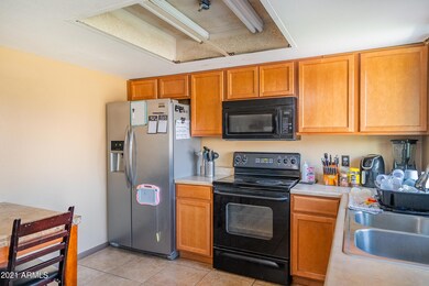 3332 N 77th Ave, Phoenix, AZ 85033 - photo 4