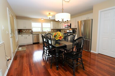 10 S Oakleaf Rd, Algonquin, IL 60102 - photo 6