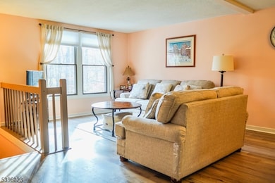 1 Pippin Ln, Hamburg, NJ 07419 - photo 5