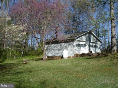 8262 Peach Ln, Rixeyville, VA 22737 - photo 7