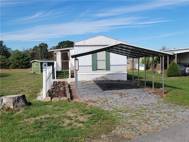 137 Keen Court Dr, Dubois, PA 15801 - photo 2